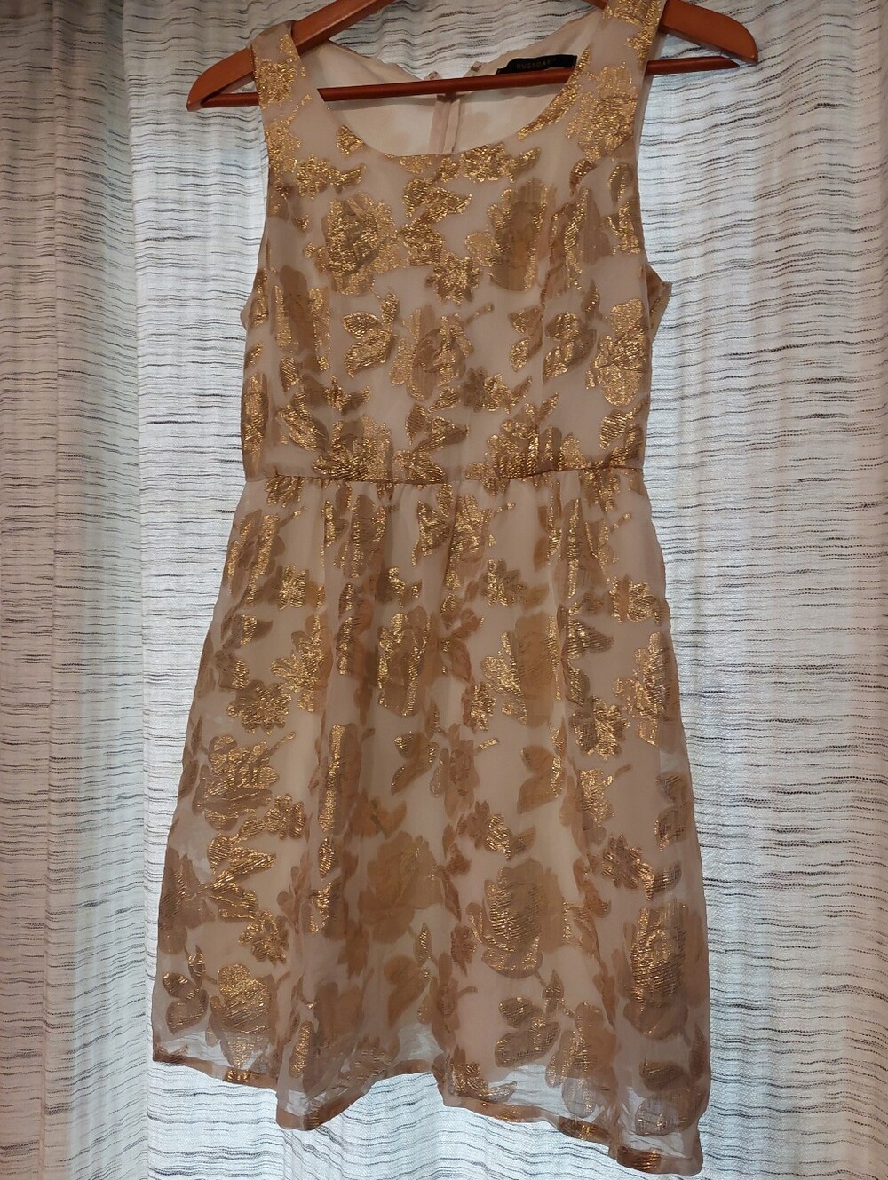 Sleeveless Gold Floral Embroidered Party Dress - Women's